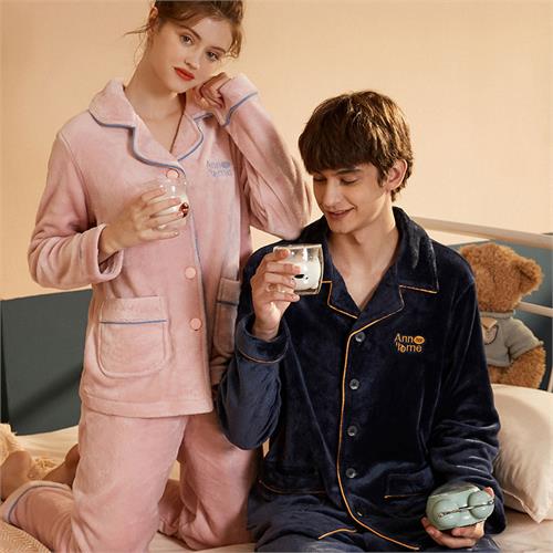 双面法莱绒女套装