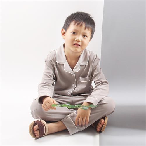 男童长袖长裤套装