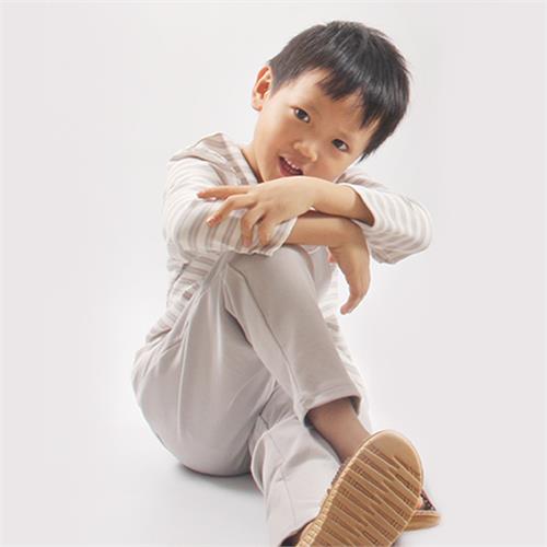 男童长袖长裤套装