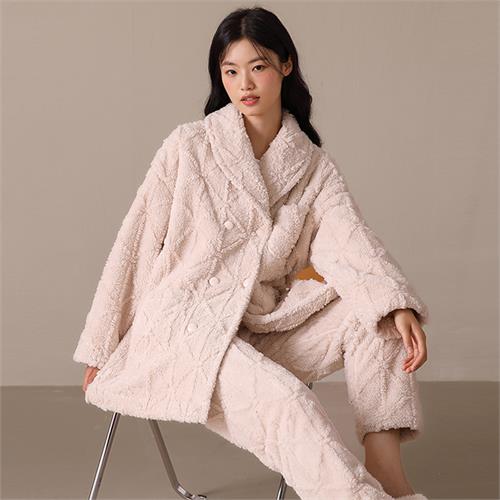 厚款泡芙绒女套装